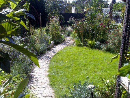 Informal Rectangular Garden 1 Best Way to Build an Informal Rectangular Garden 
